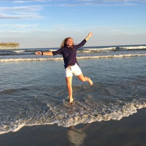 Meet your Posher, Ella